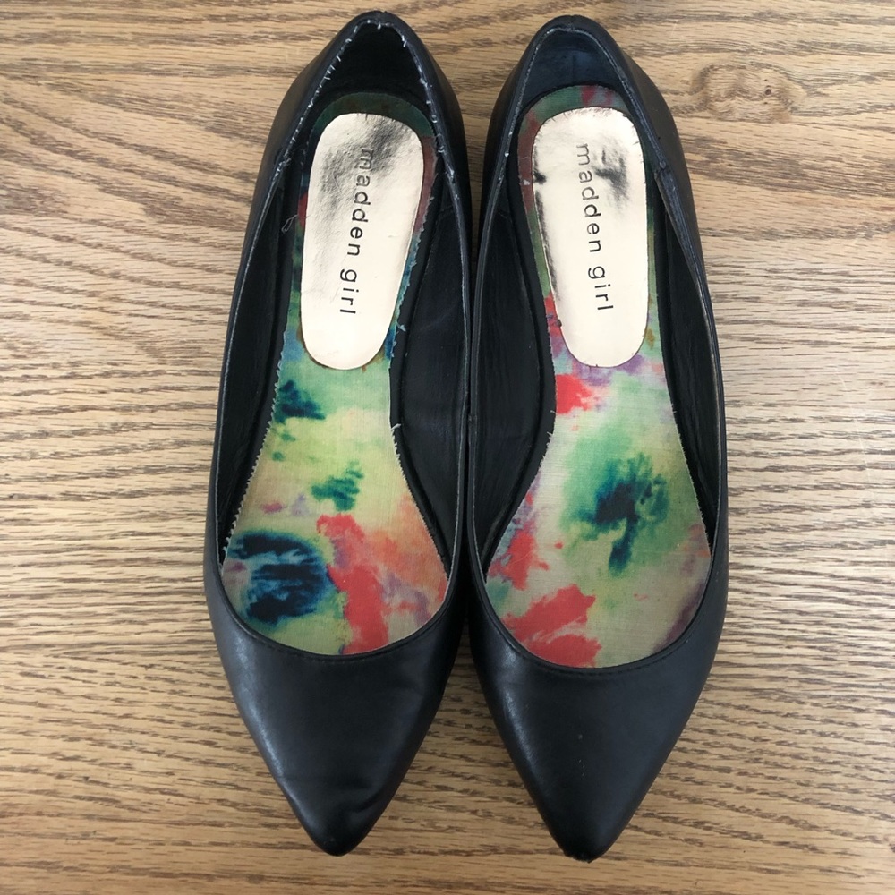 Pointed Black Flats | Madden Girl
